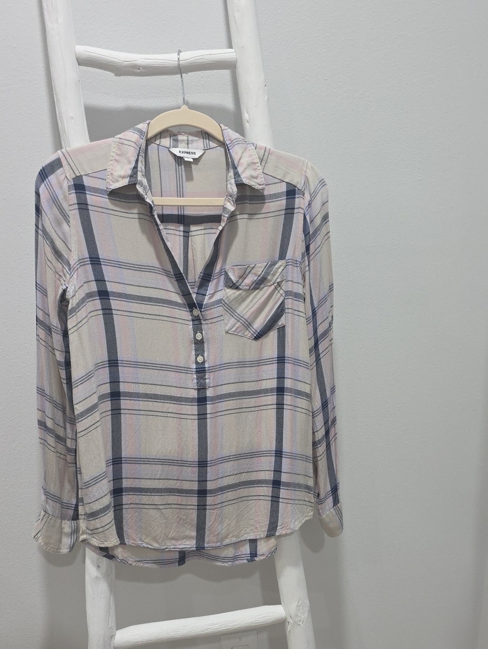 Express Women's Cream Plaid Button-Front Shirt